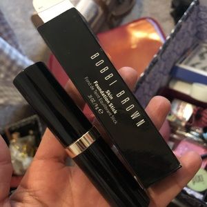 Bobbi brown foundation